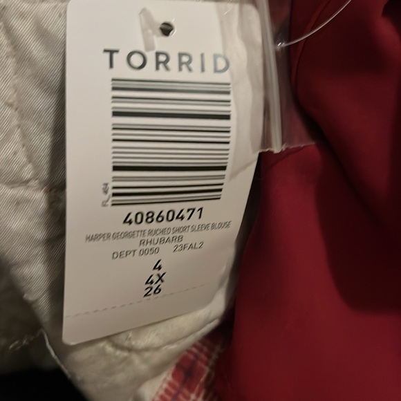 NWT Torrid Harper Blouse Harper Georgette Ruched Short Sleeve Blouse - Picture 7 of 7